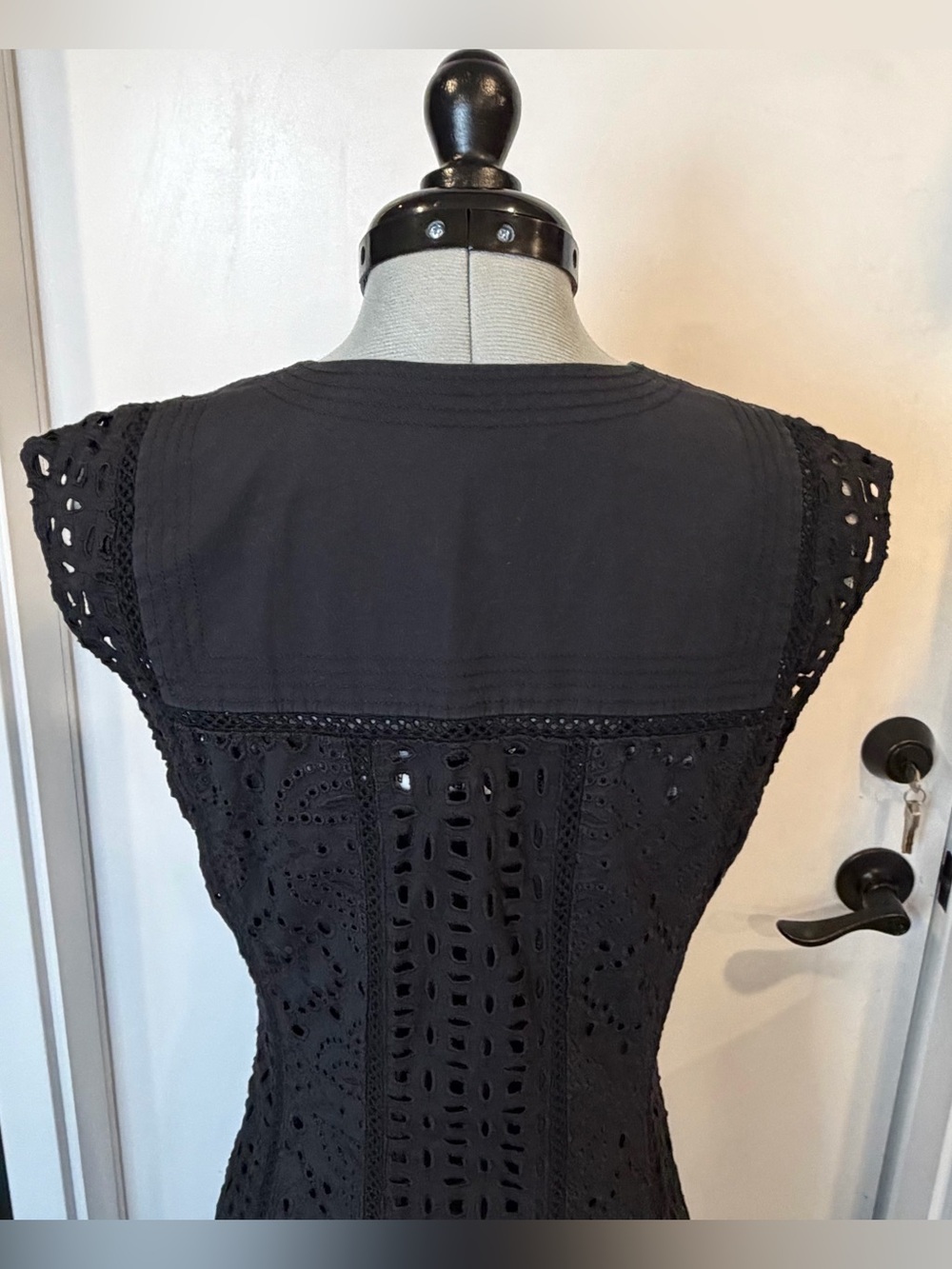 Veronica Beard Alina Cotton Eyelet Maxi Dress, Black, 0, EUC - Picture 10 of 16